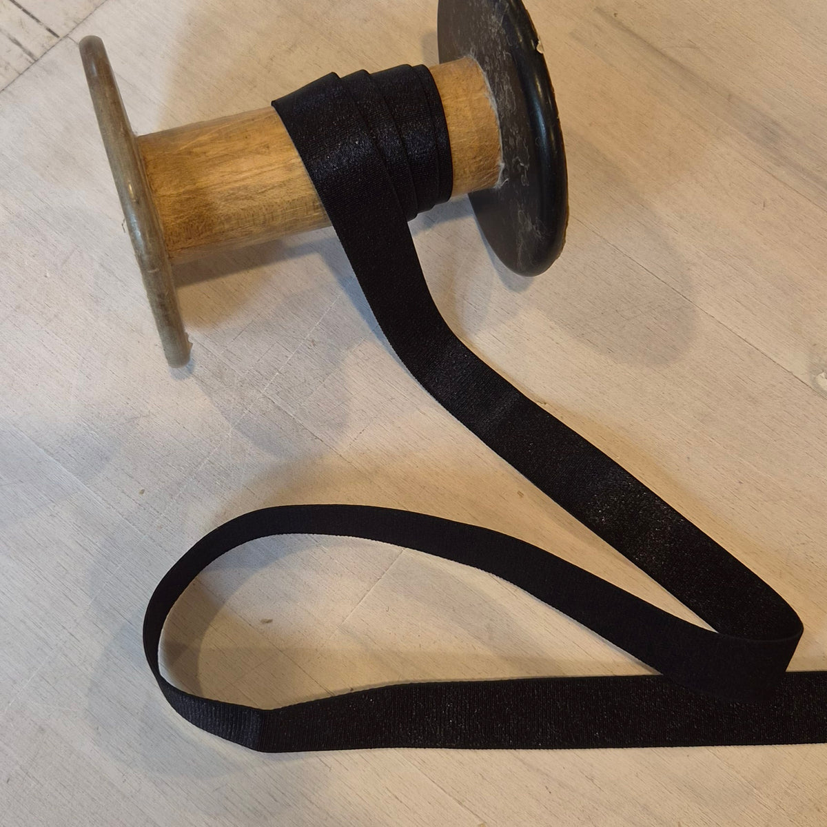 18mm black satin strapping