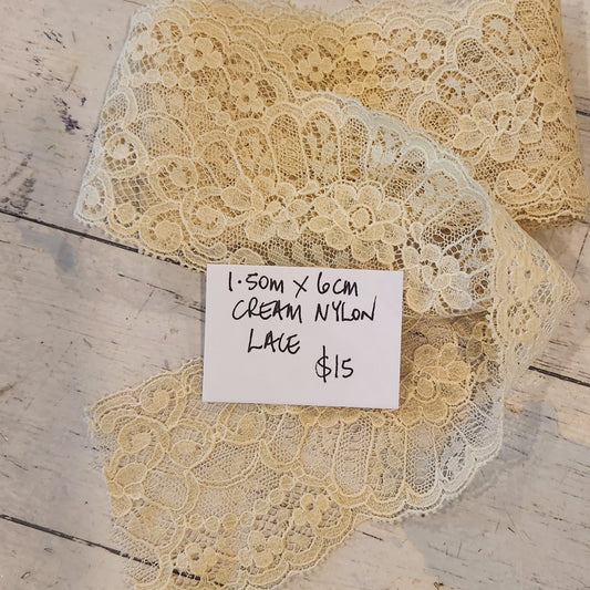 1.50m Cream nylon lace
