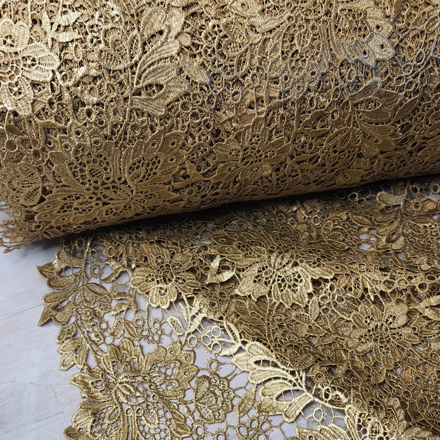 Guilded age foil Guipure Lace