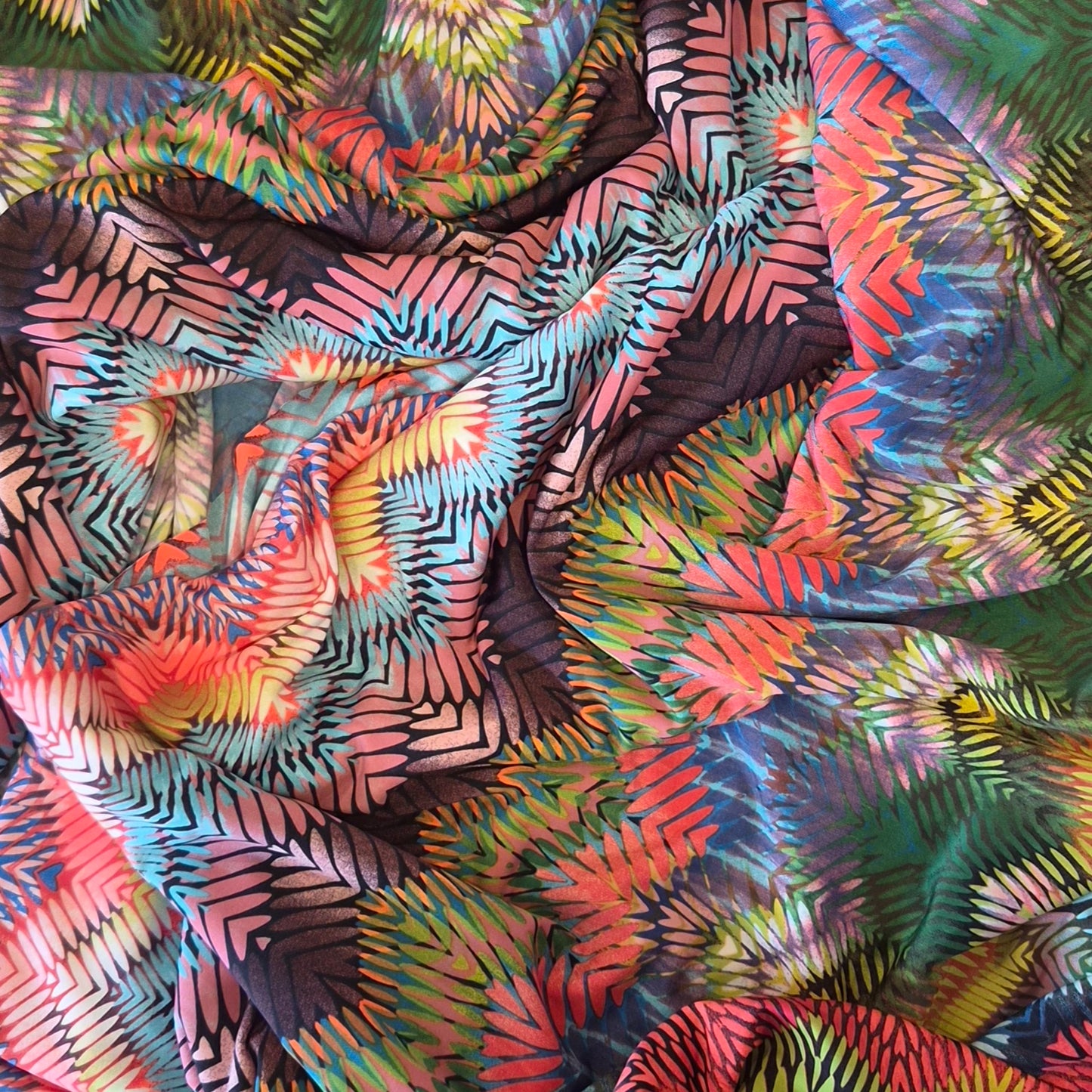 3.7m Colourful chervon milan jersey