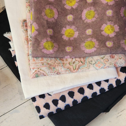 56. 5 pieces assorted linen