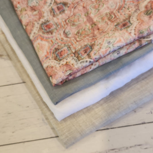 54. 4 pieces assorted linen