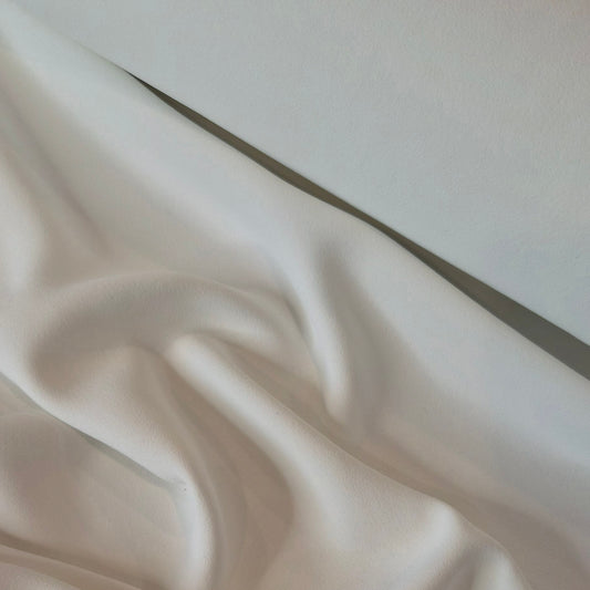 Milk white crepe