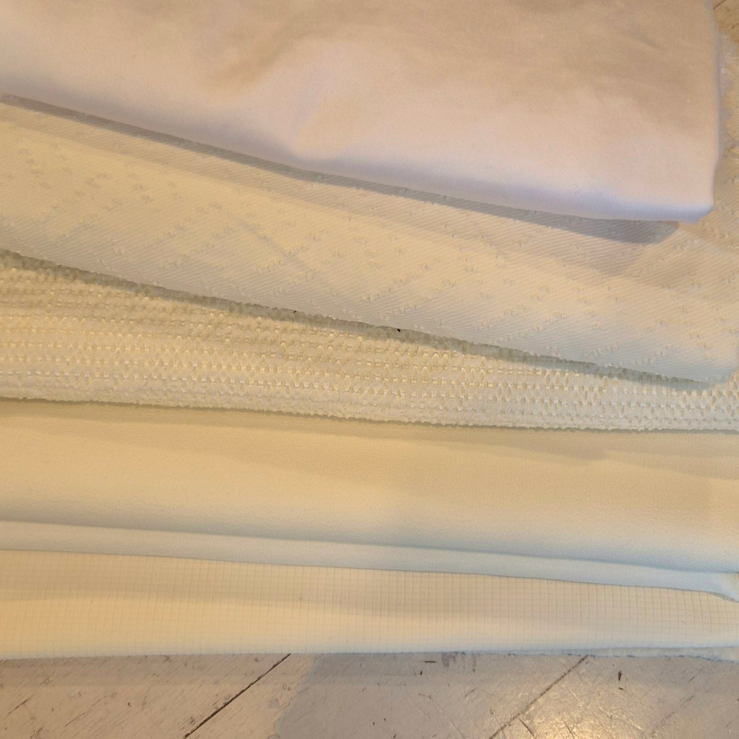29. 5m Assorted cotton sateen, poly crepe suiting, textured cotton, woven stretch satin