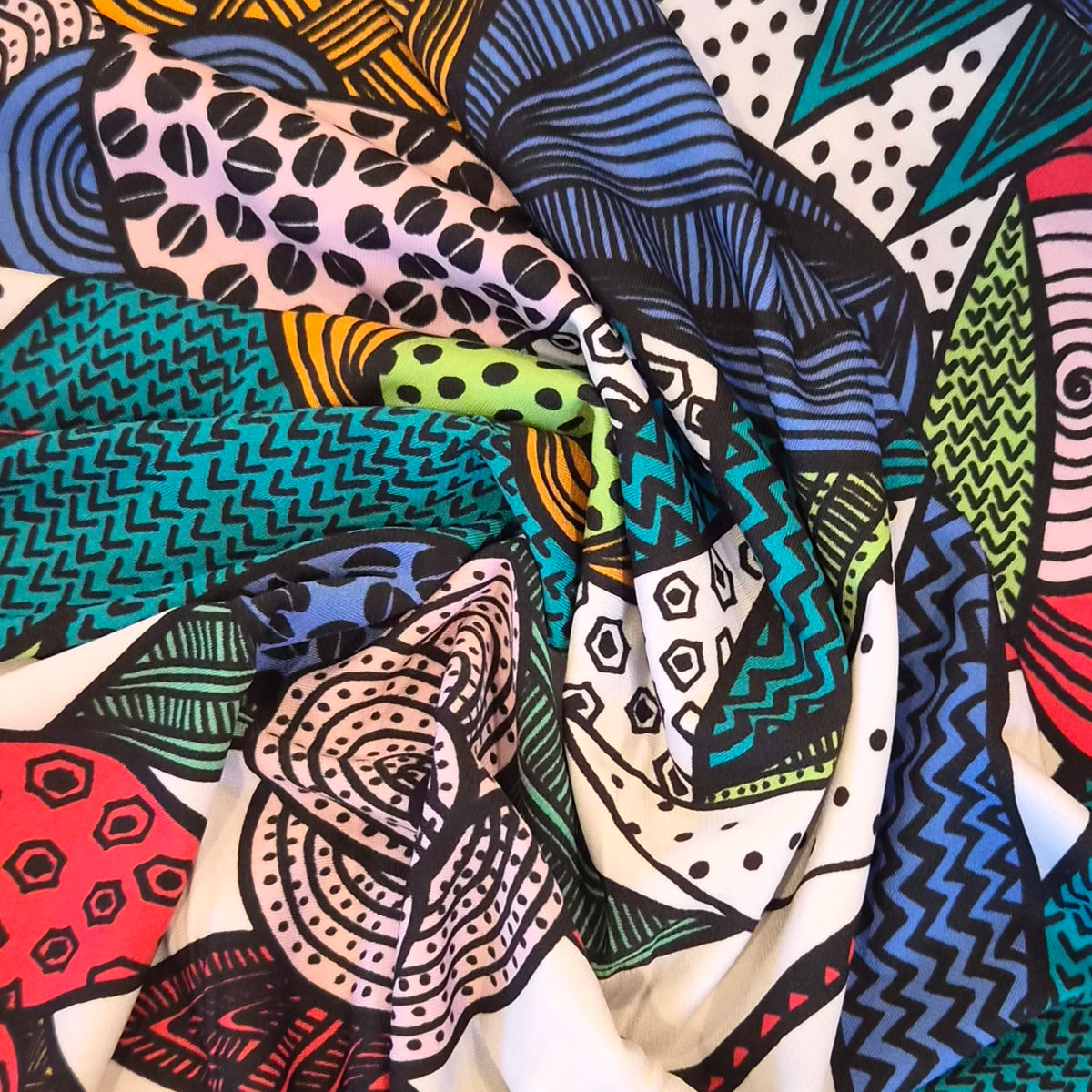 Geometric motif jersey knit