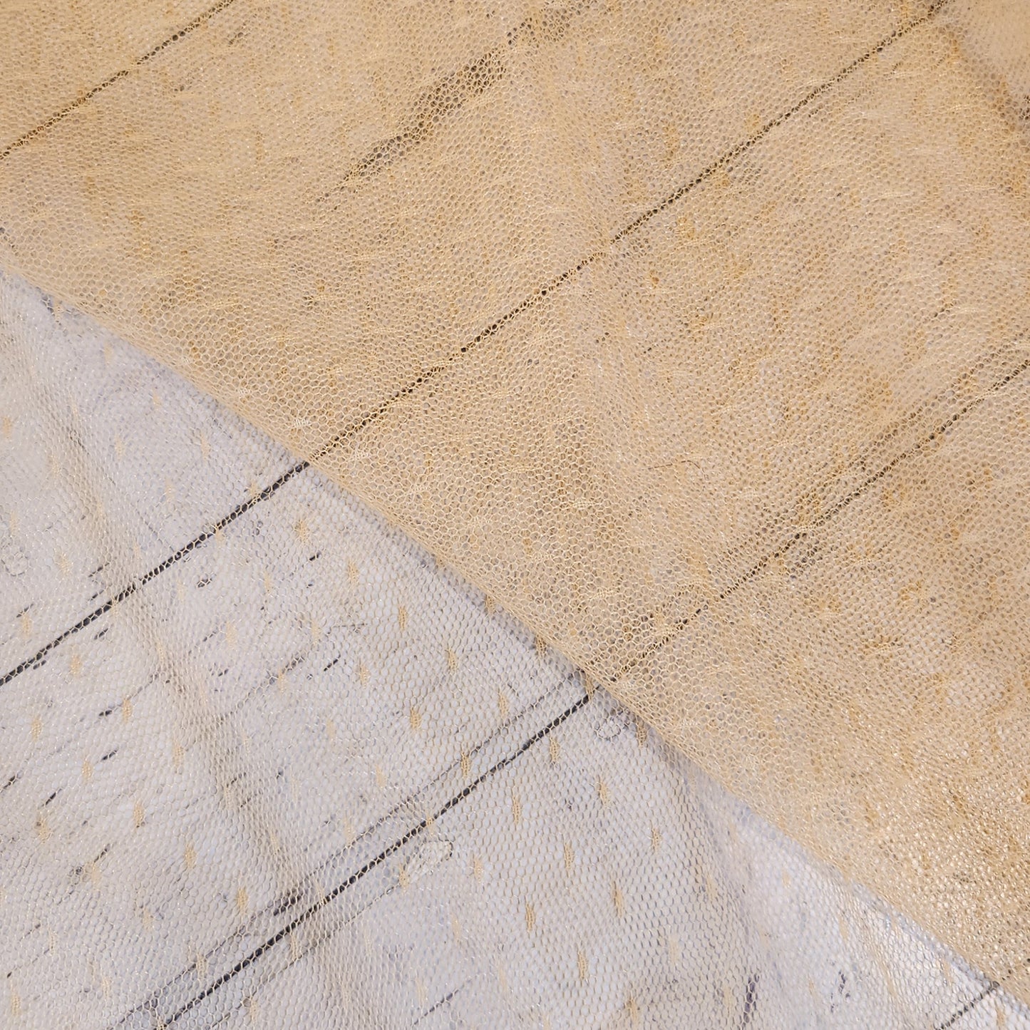 Mustard hail Spotted Tulle