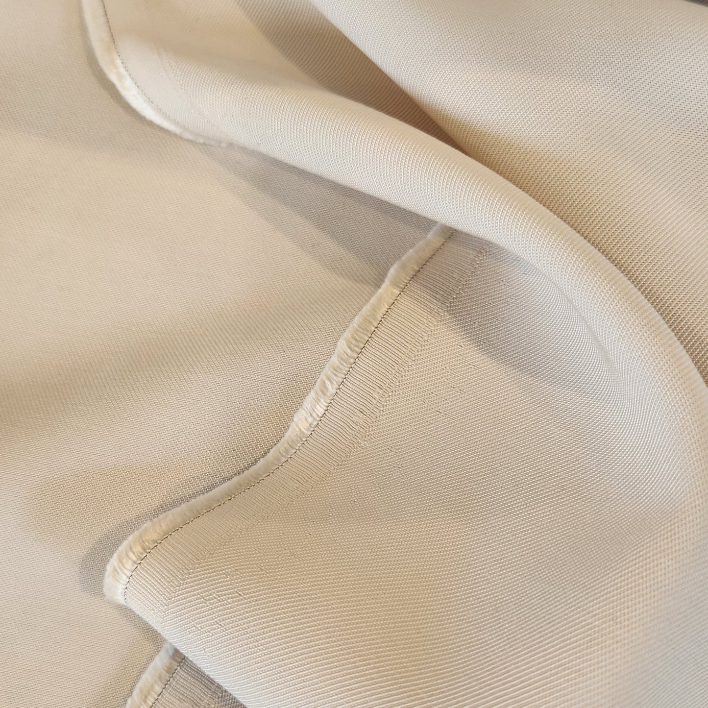 Whipped cream Viscose Suiting