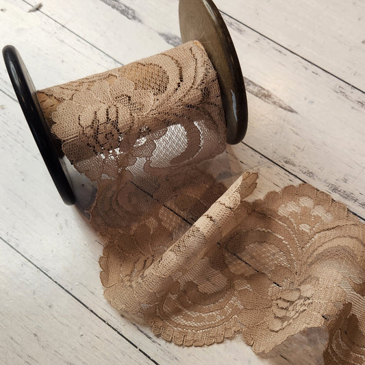 Willow mocha floral lace