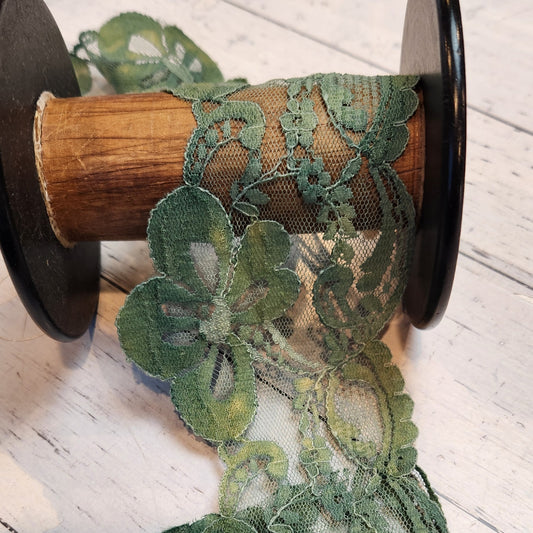 Dappled green floral lace