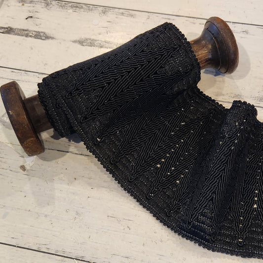 Black decorative shirred elastic