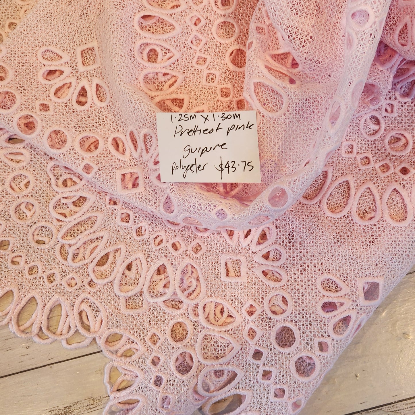 1.25m Prettiest pink guipure lace
