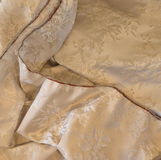 3.2m Embroidered silk duches satin