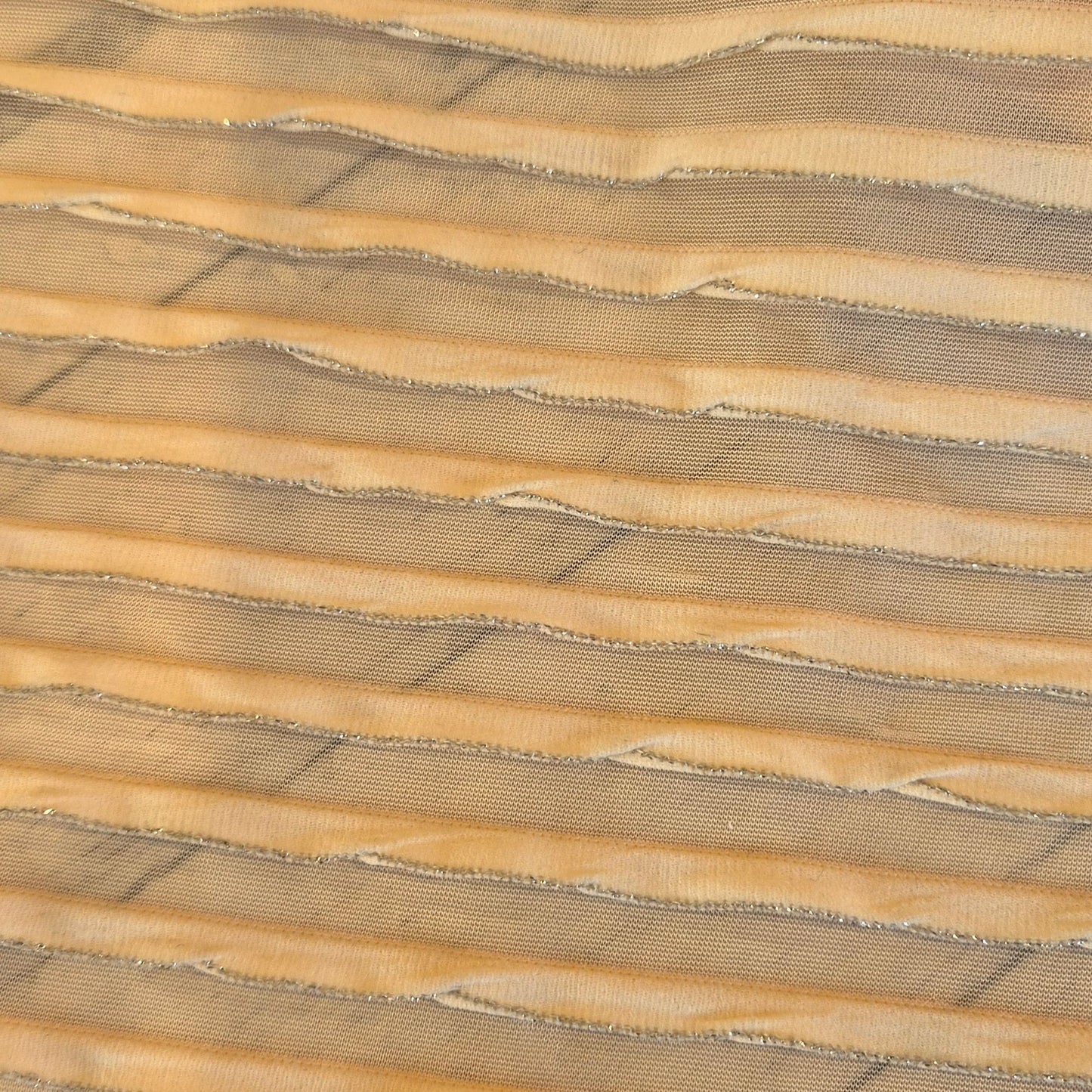 Custard frill knit