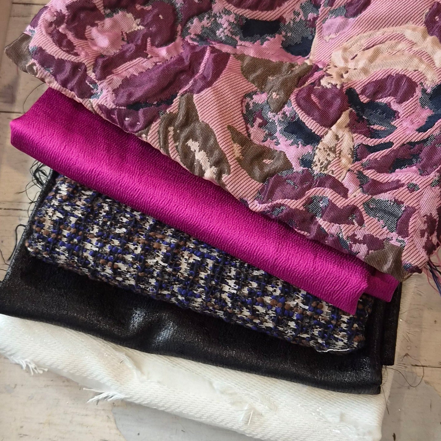144. 5 pieces assorted fabrics viscose satin and brocade