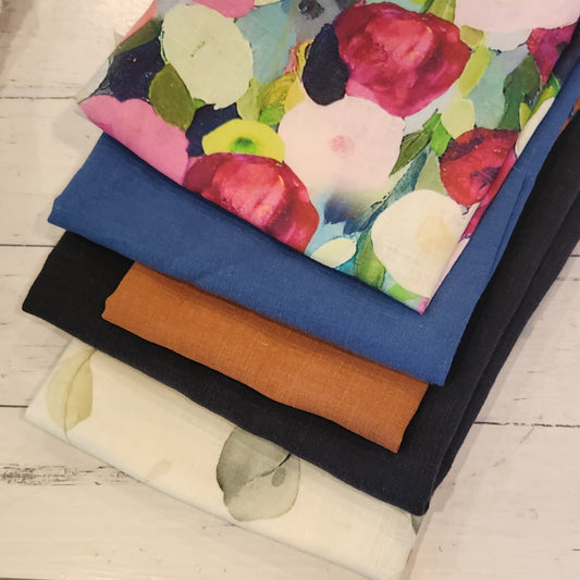30. 5 pieces assorted linen