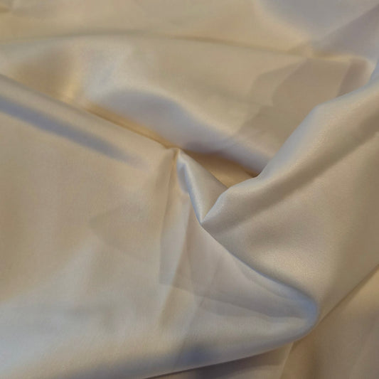 2.7m Deep cream lightweight duchess satin