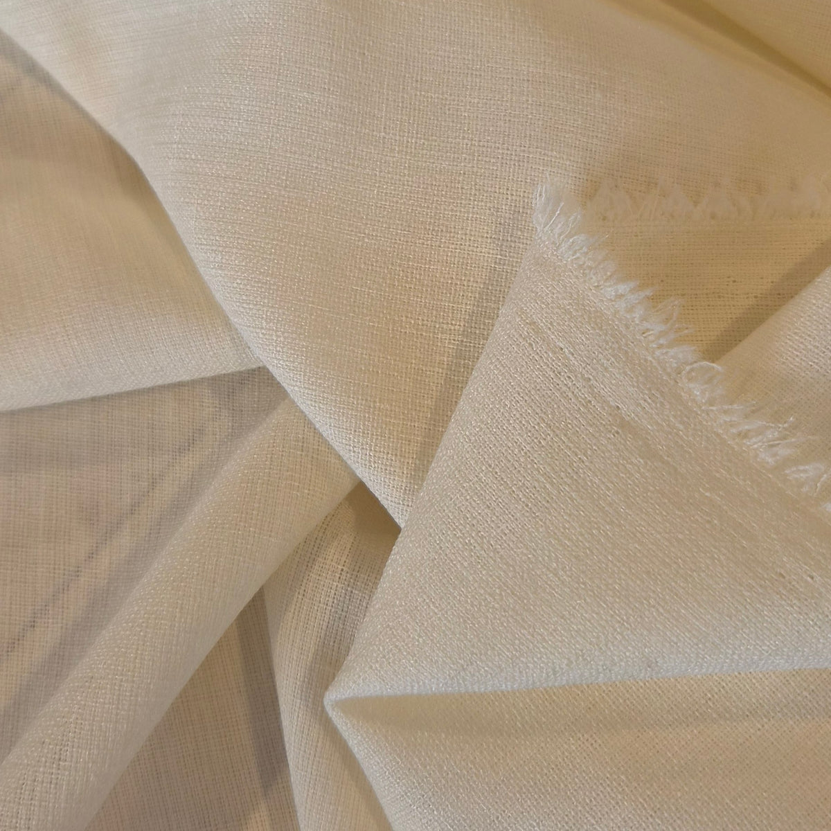 Butter frosting linen look lightweight suiting