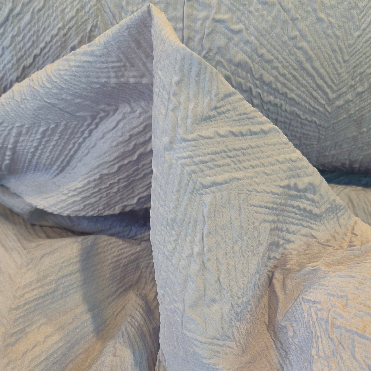Fiona smokey textured polyester