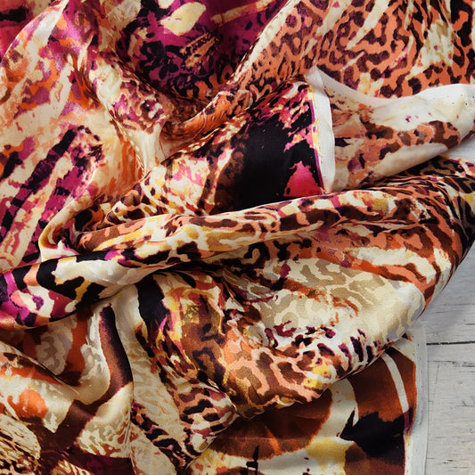 70cm Vivid pink jacquard silk