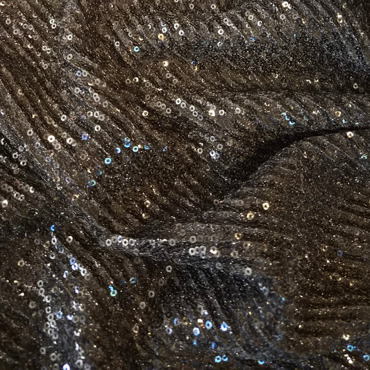 Pleated knit sequin