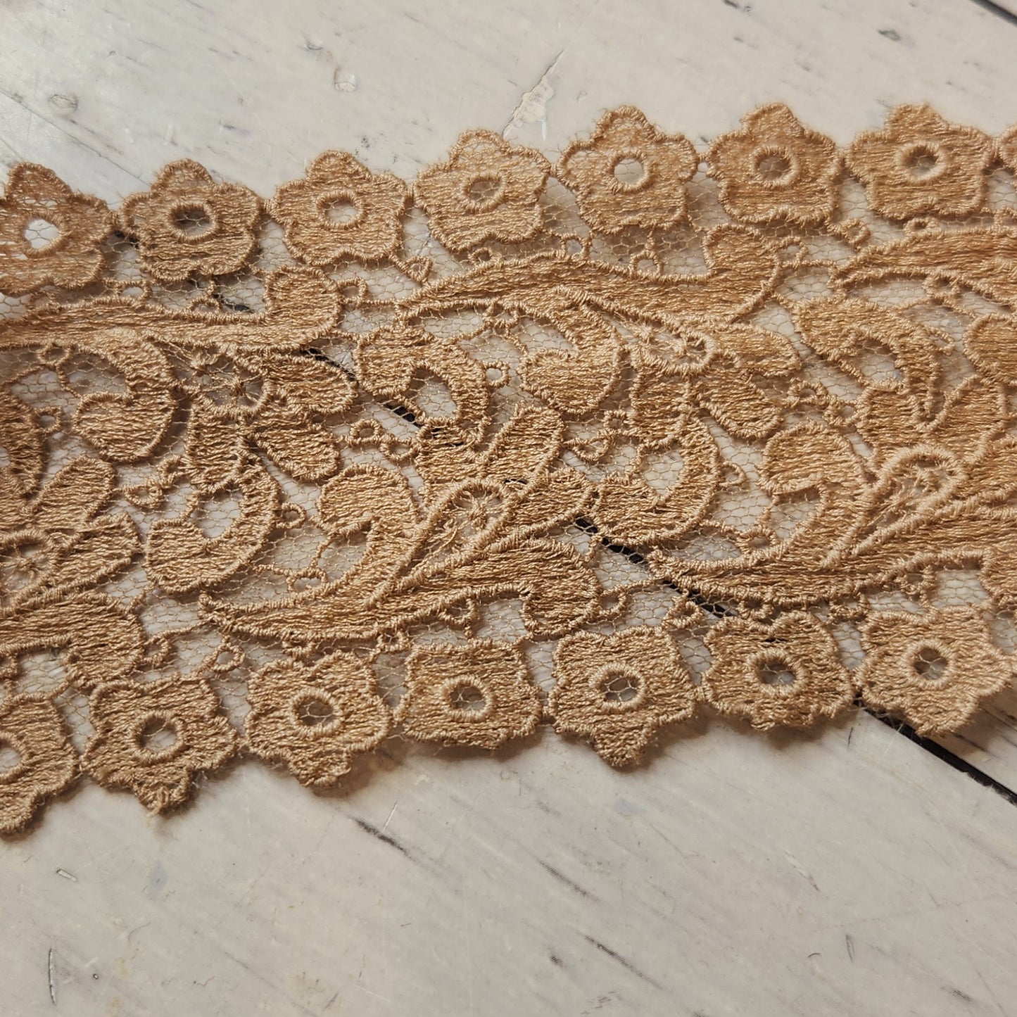 Impatients vintage lace