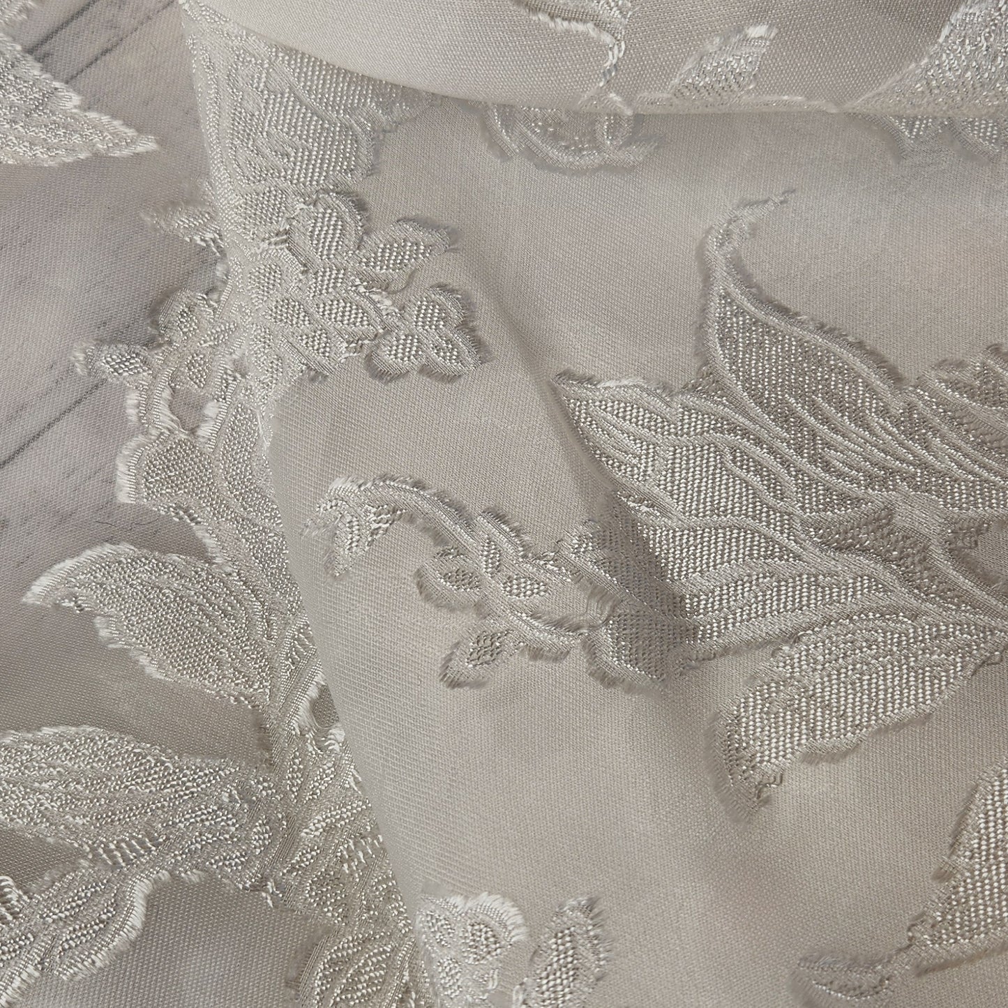 Linny white jaquard silk organza