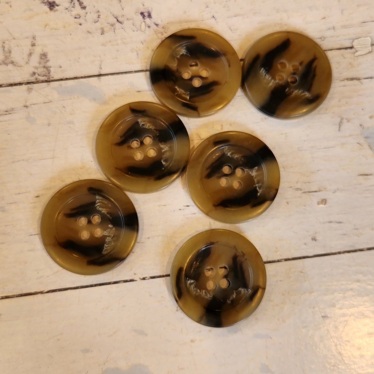 35mm Tiger button