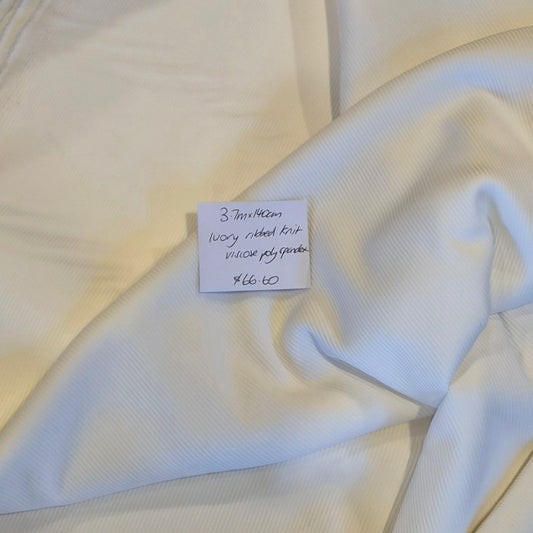 3.7m Ivory ribbed knit