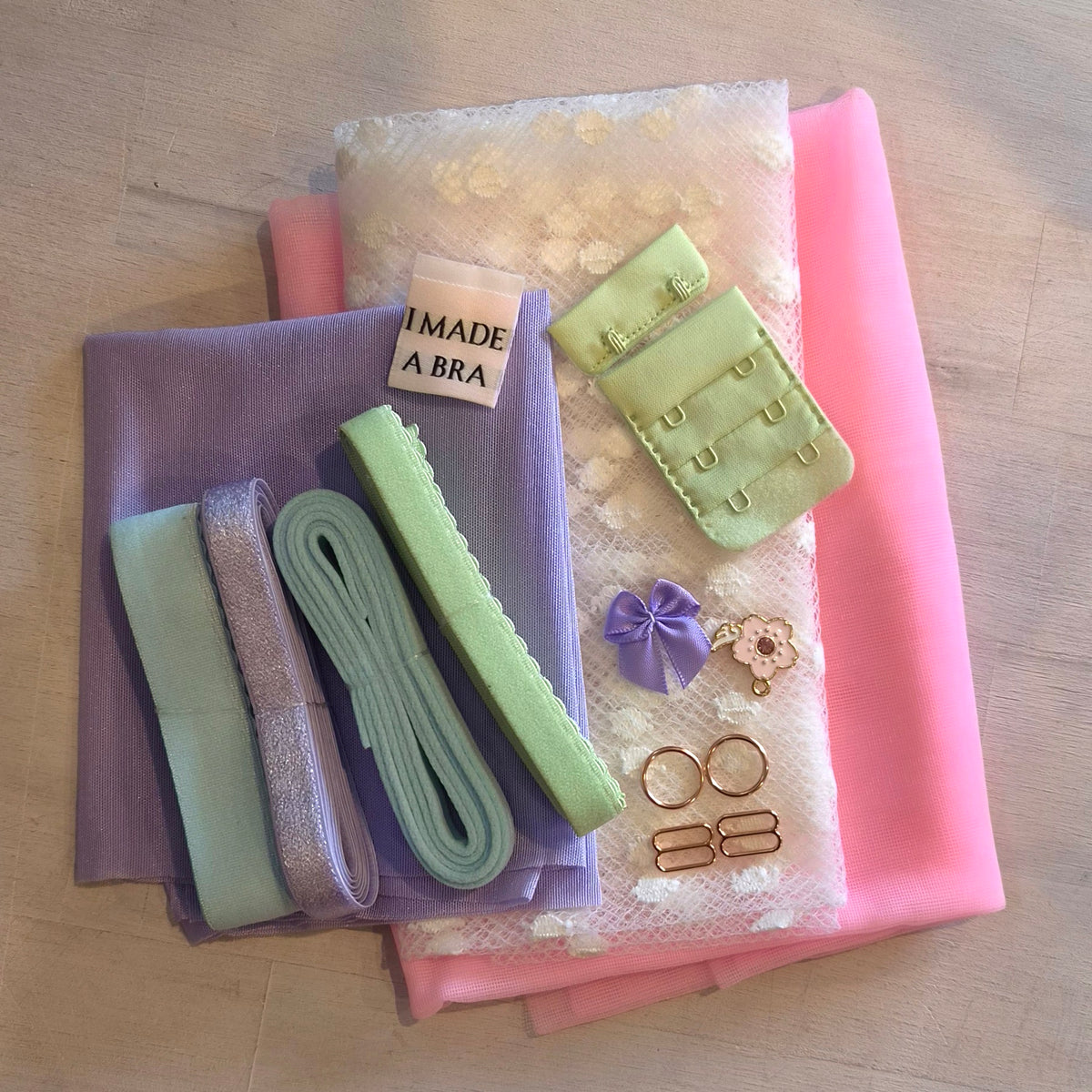 Pastel pop Delicate sheers small Wired Bra Kit
