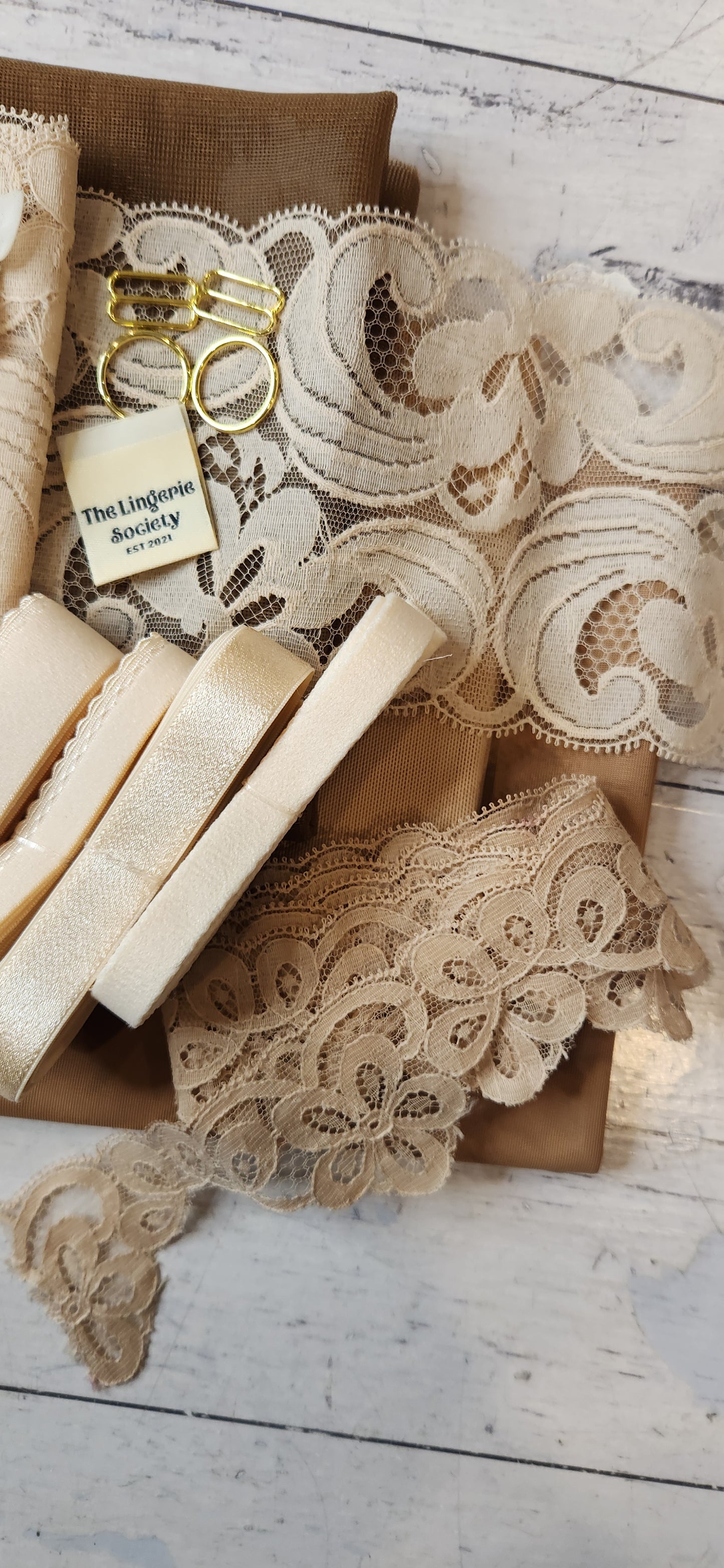 Coffee and cream vintage french lace  Wired Bra Kit Large