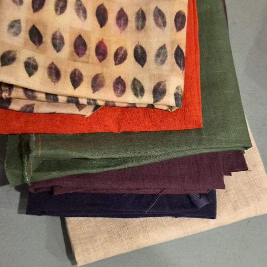 29. 6 pieces assorted linen