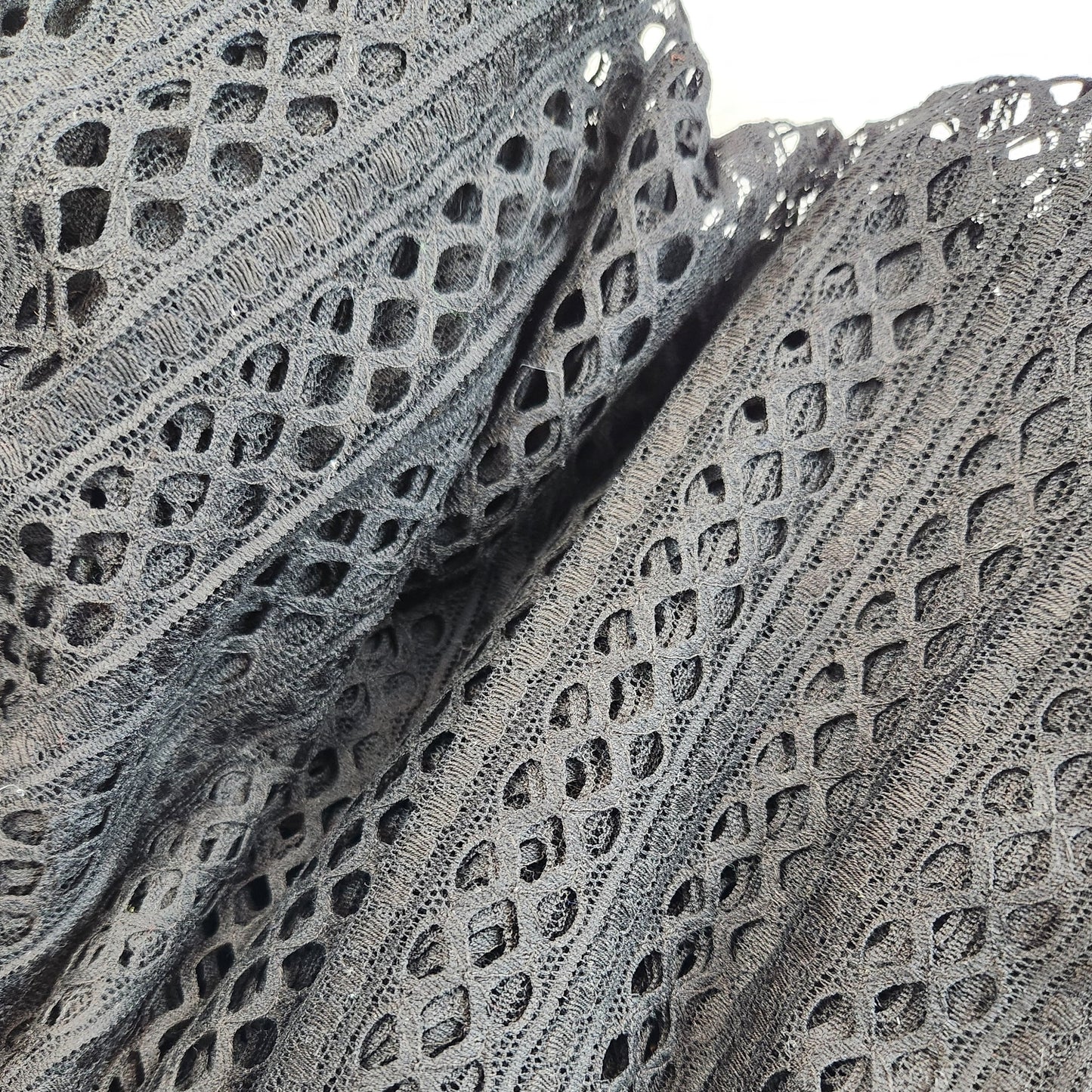 2.8mx90cm Black lace mesh