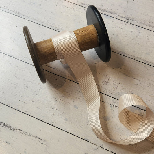 Pale mocha 25mm grossgrain ribbon