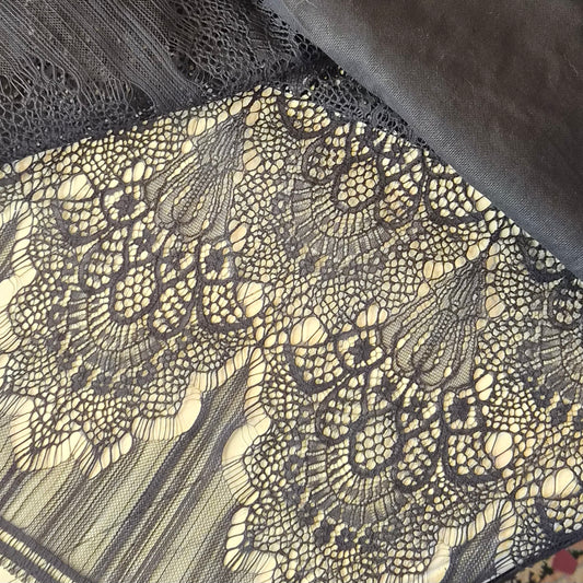 1.50cm Black ornate nylon bordered woven panel