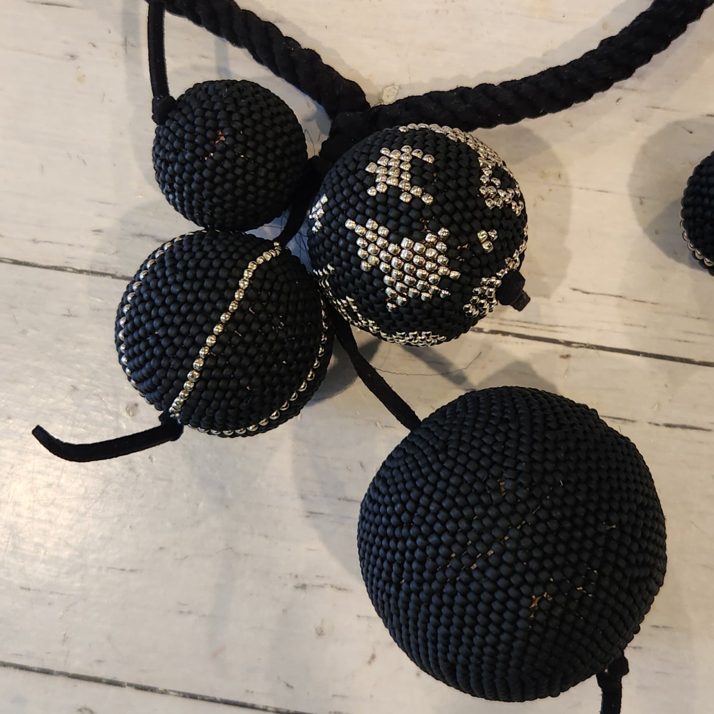 Buable chocker and earings