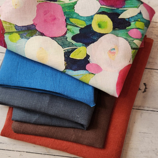 35. 5 pieces Assorted linen