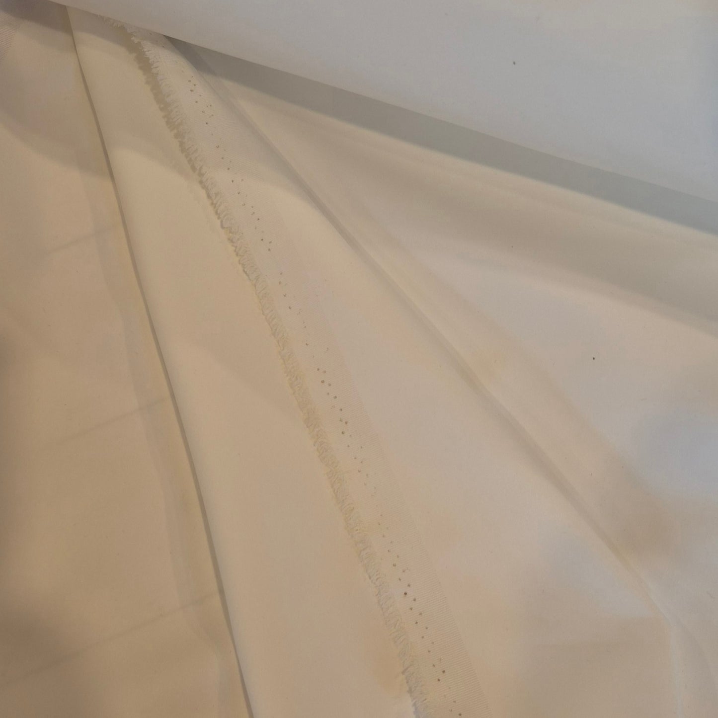 Vanilla sateen