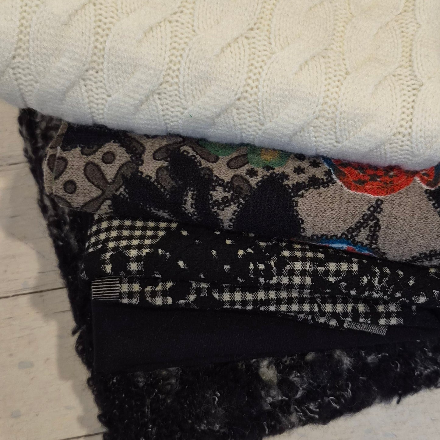 4. 5 pieces assorted knits and jersey
