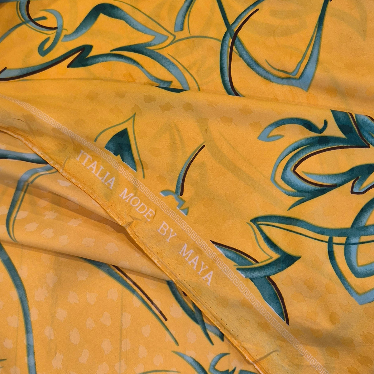 Sunny Italian jacquard