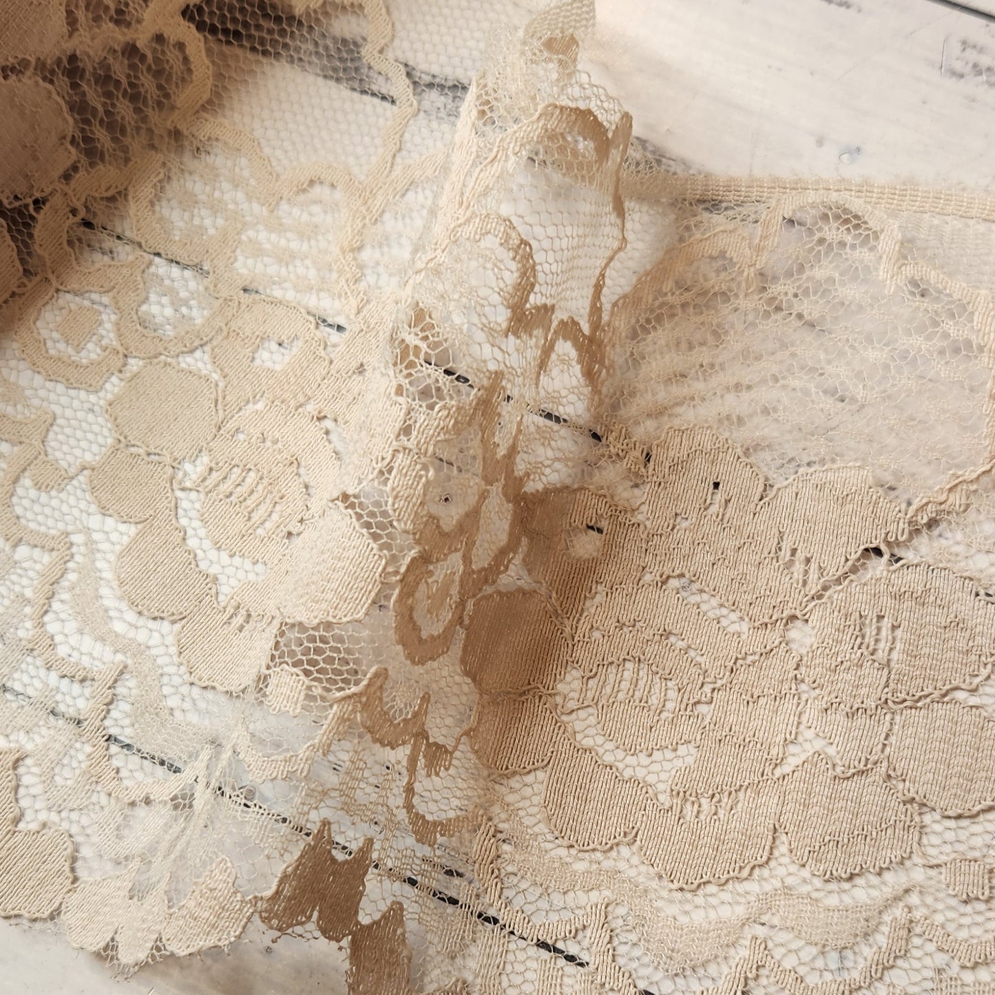 Rochelle vintage lace