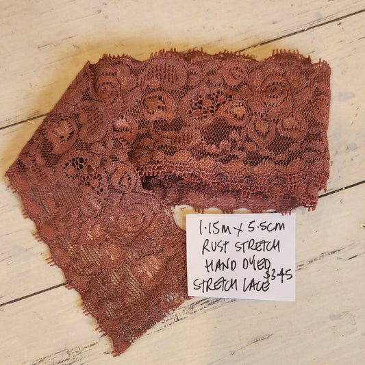 1.15m Rust stretch hand dyed stretch lace
