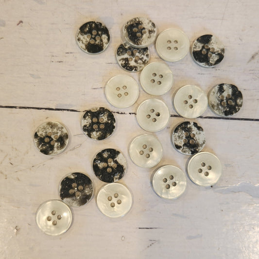 11mm Sophie button