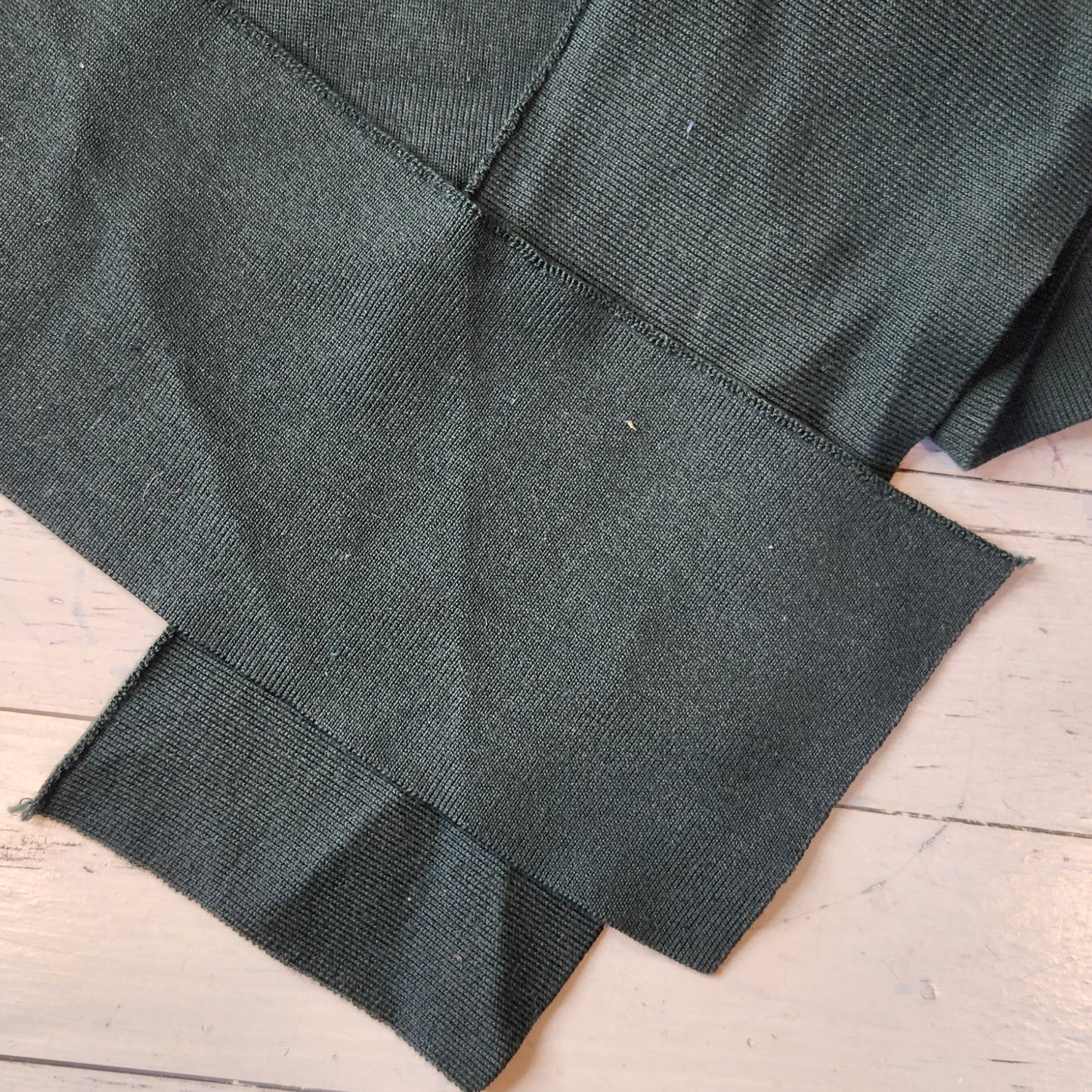 1.02mx11cm Dark teal ribbed piece
