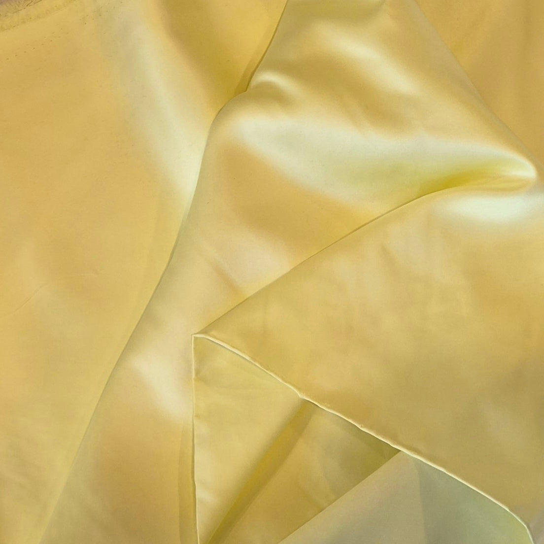 1.7m Lemoncello satin