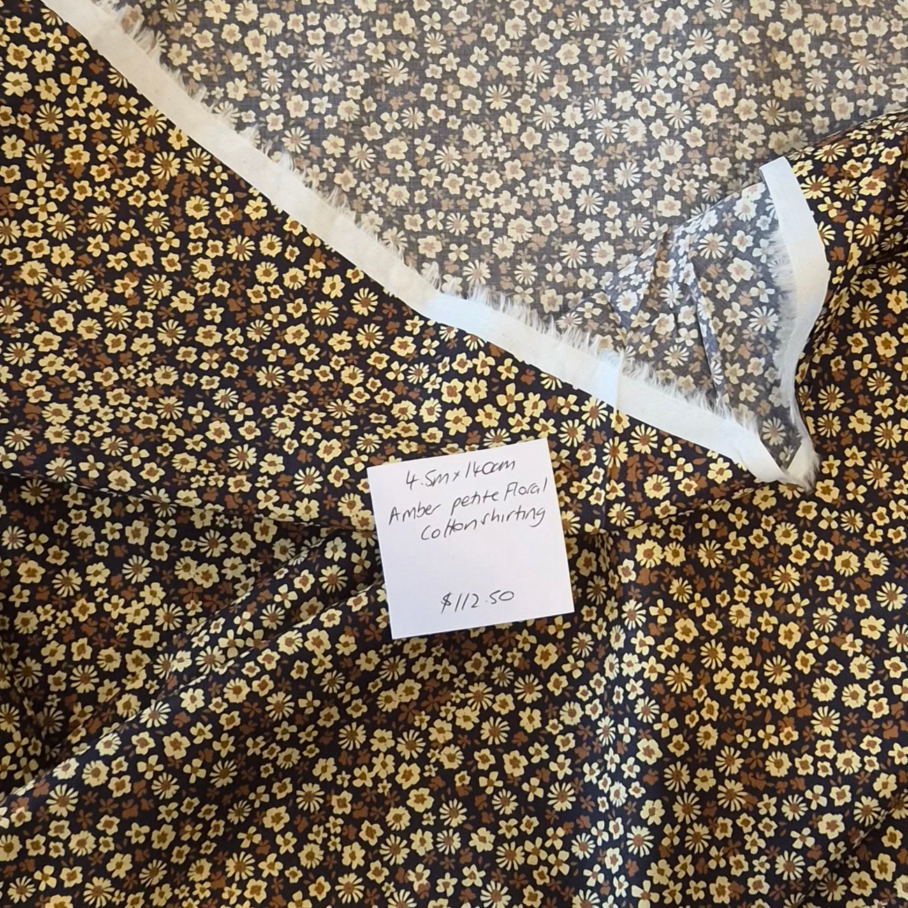 4.5m Amber petite floral cotton shirting