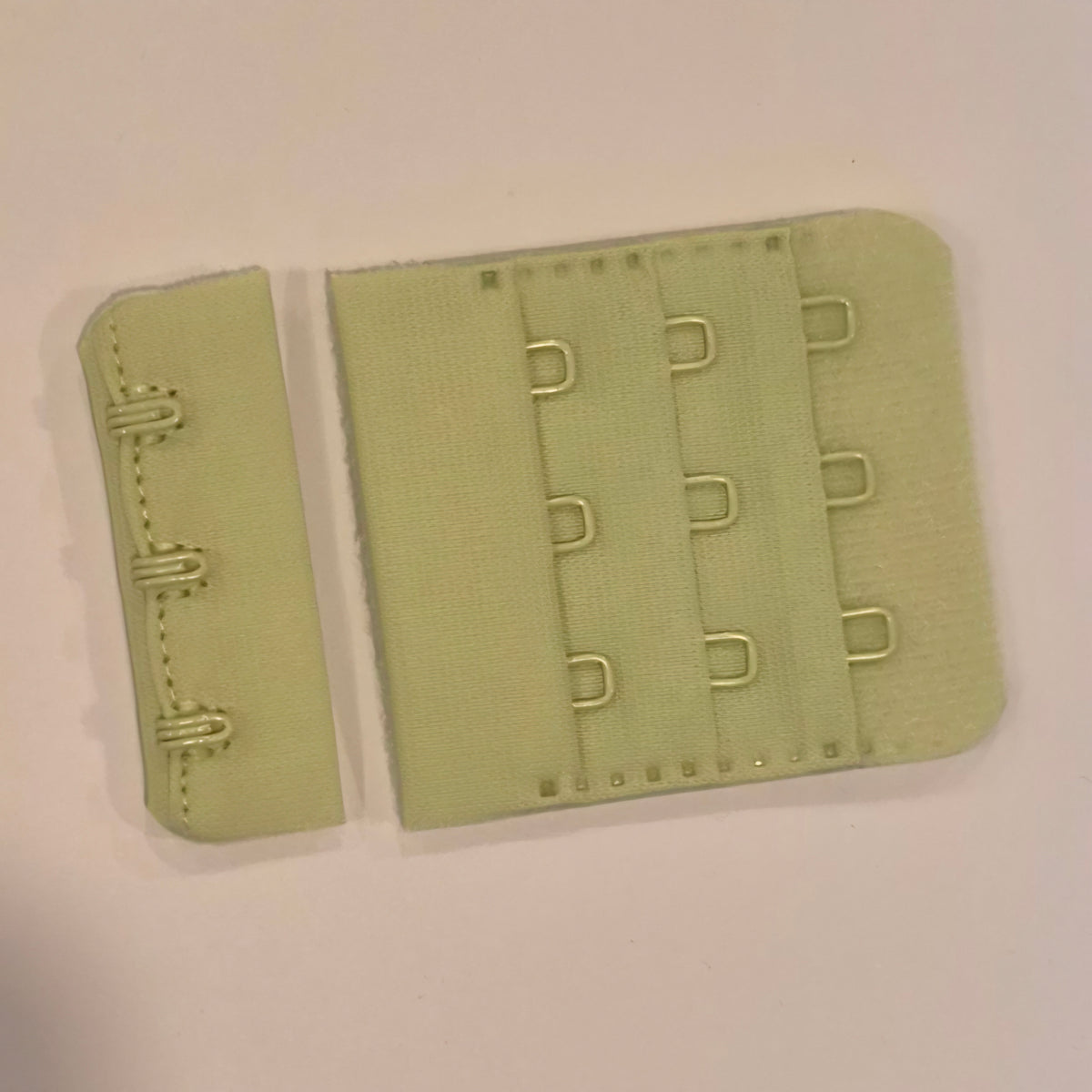 Apple 45mm 3 Hook Bra Back