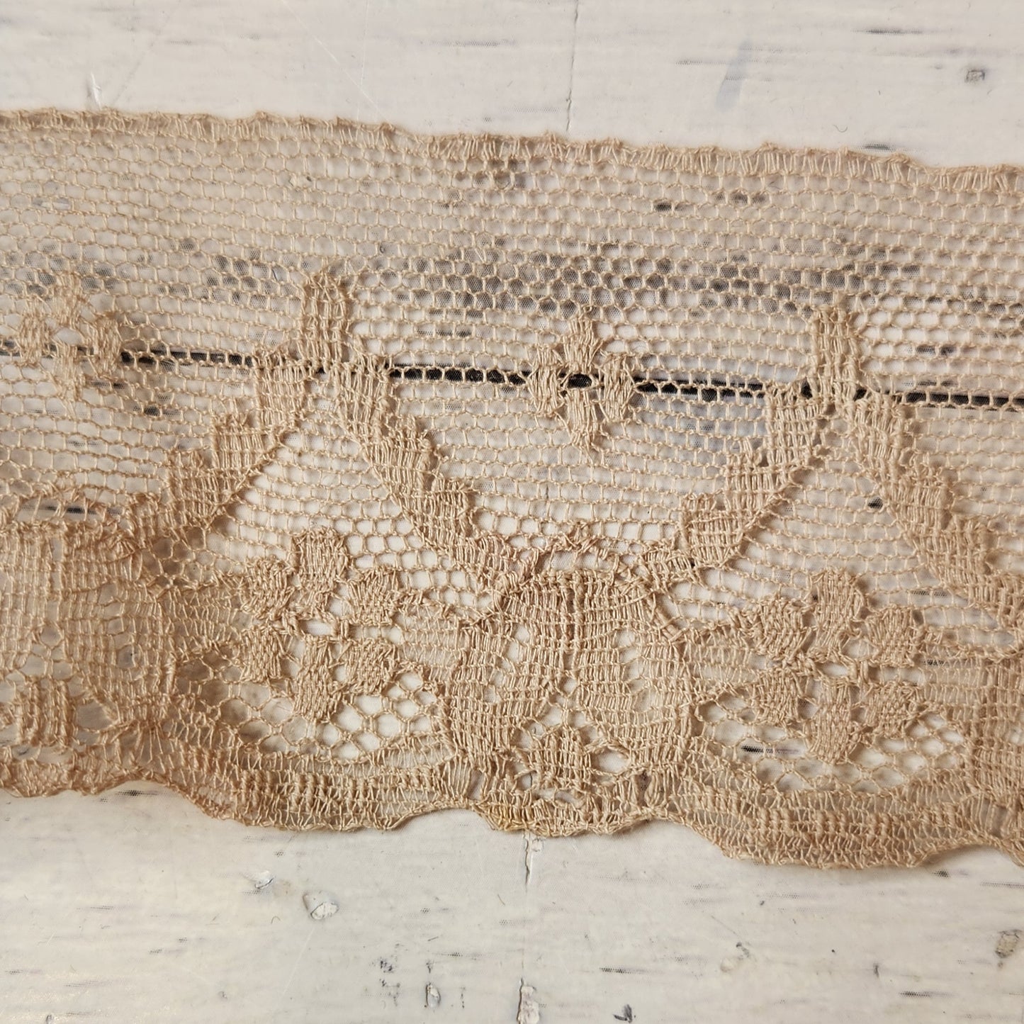 Garland English vintage lace